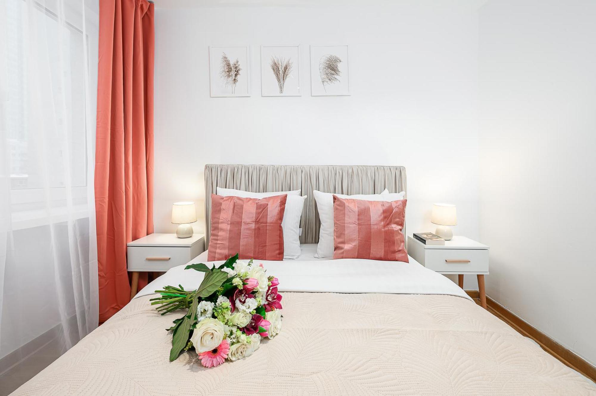 Lumina Apartment Opposite The Palace Of Culture And Science Varsovia Exterior foto